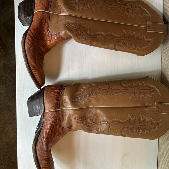 Justin Boots Tan and Brown Heeled Boots - Picture 3 of 4